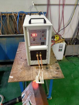 お買い得 熱処理金属のインダクション加熱機 15kw オンライン