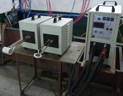 お買い得 HF-25KW 高周波インダクション加熱機 100% 作業サイクル 30-80kHz 周波数とCE認証 オンライン